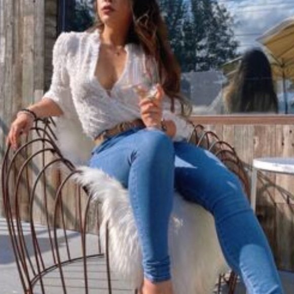 Wine Tasting time Notched Neck Bishop Sleeve Blous - Picture 8 of 8